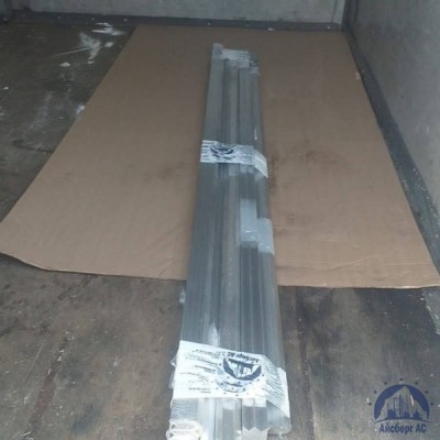 Уголок стальной равнополочный 28х28х3 мм С255 ГОСТ 8509-93 купить в Брянске